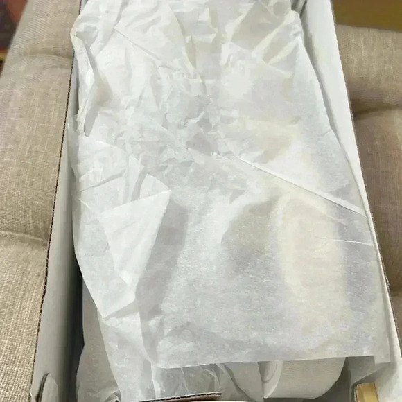 Michael Kors white and gold platform slide - Picture 4 of 6